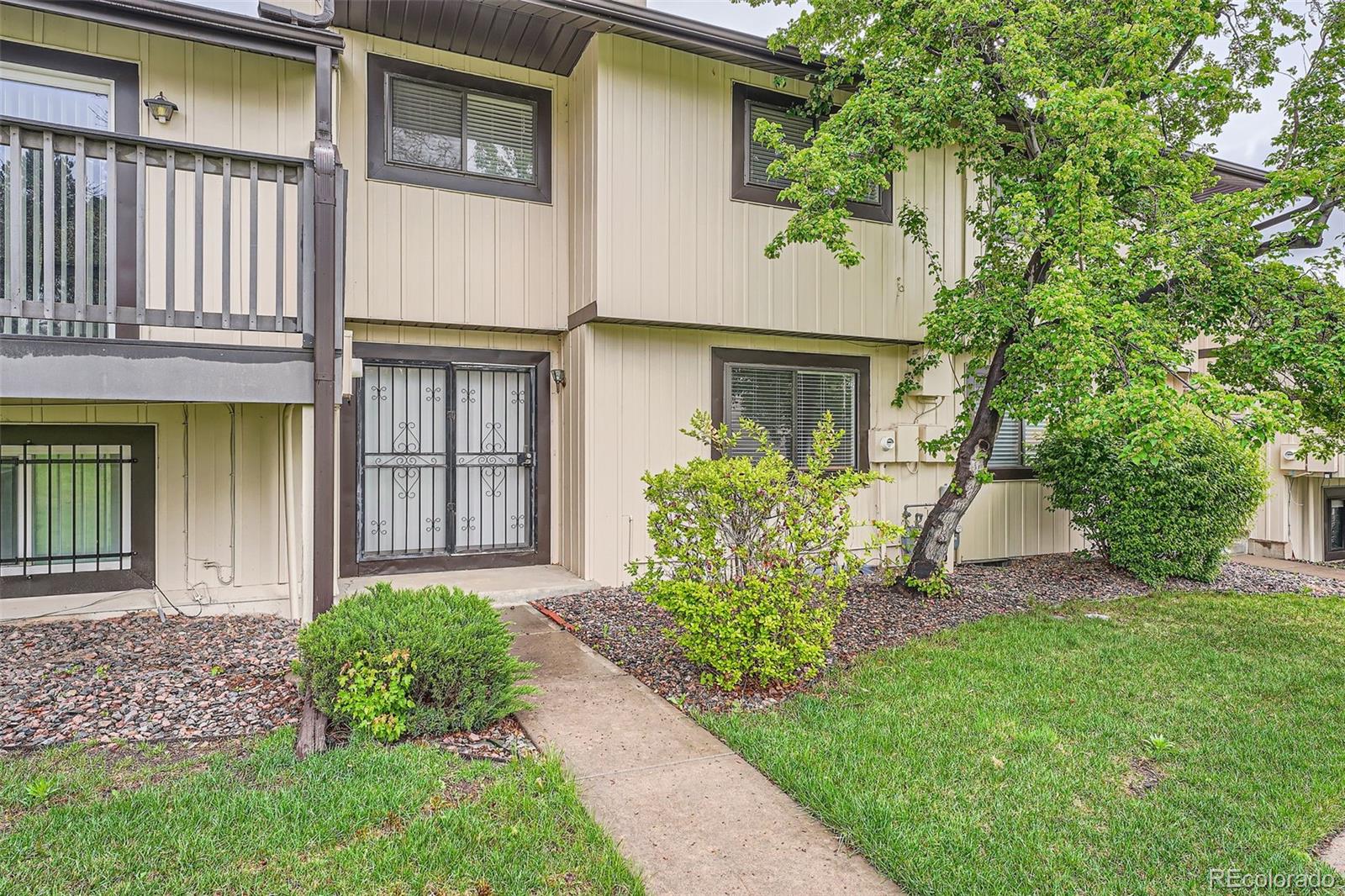 MLS Image #38 for 12010 e harvard avenue,aurora, Colorado