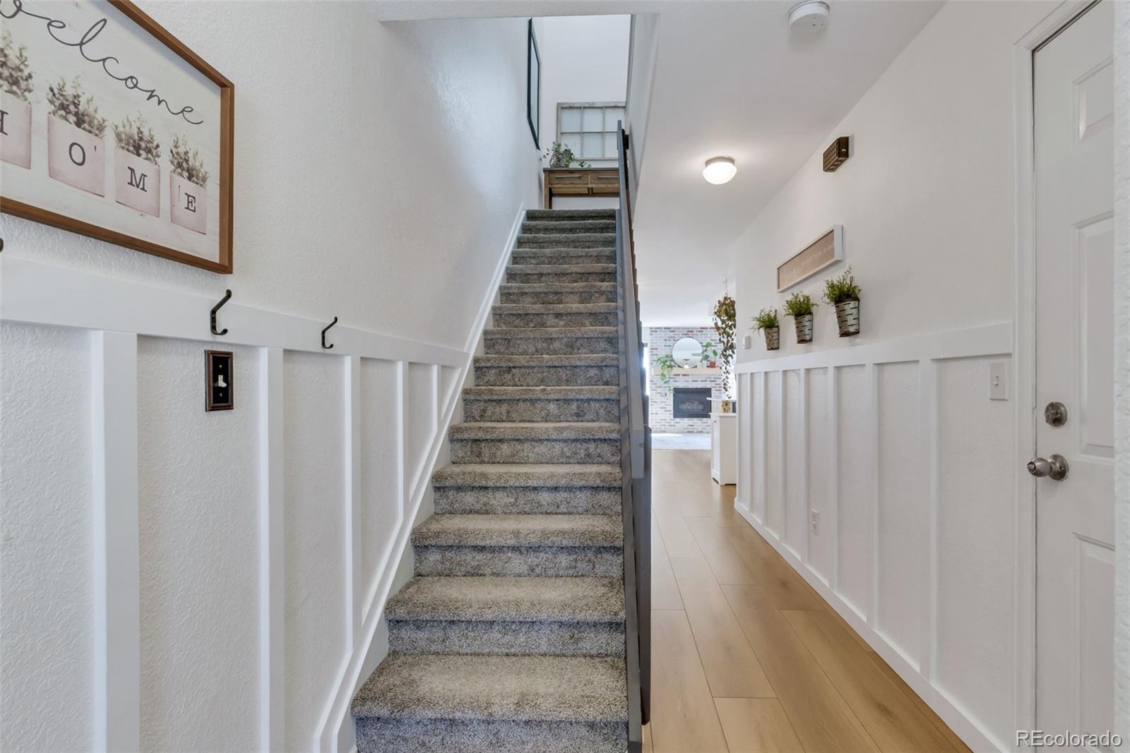 MLS Image #2 for 816  gabriel court,dacono, Colorado
