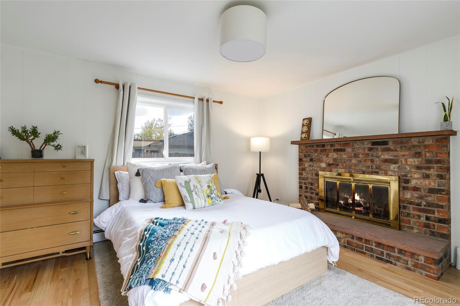 MLS Image #8 for 5115  bryant street,denver, Colorado
