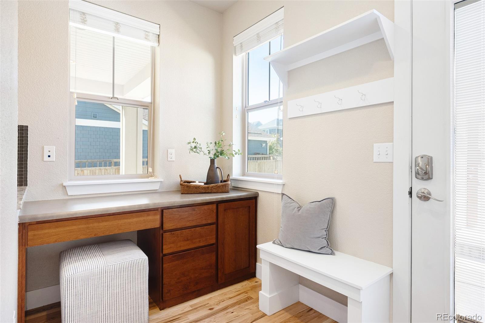 MLS Image #10 for 2161  willow court,denver, Colorado