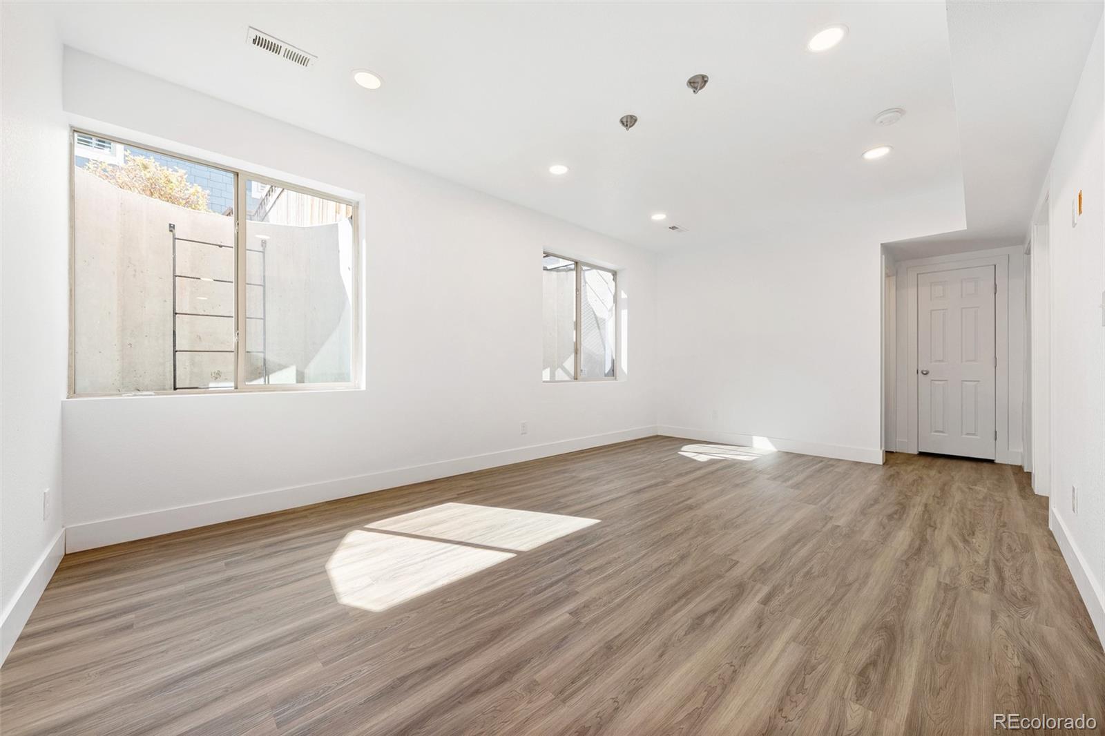 MLS Image #21 for 2161  willow court,denver, Colorado