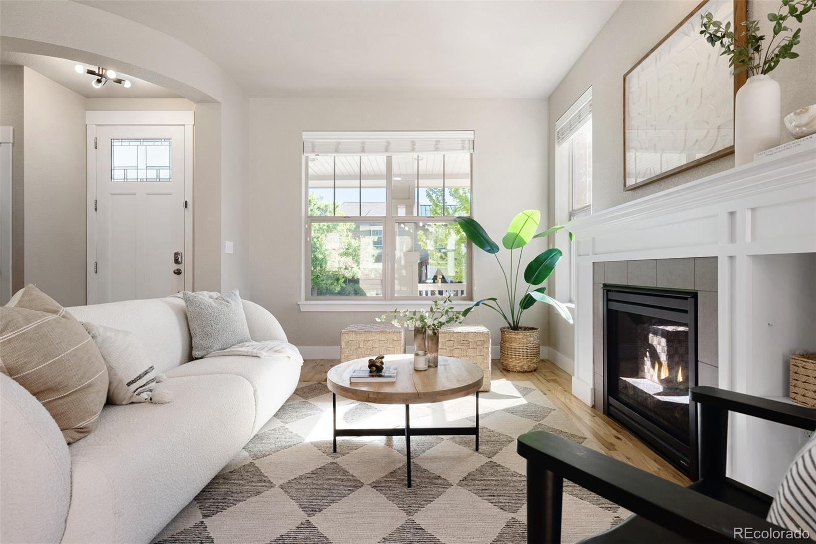 MLS Image #3 for 2161  willow court,denver, Colorado