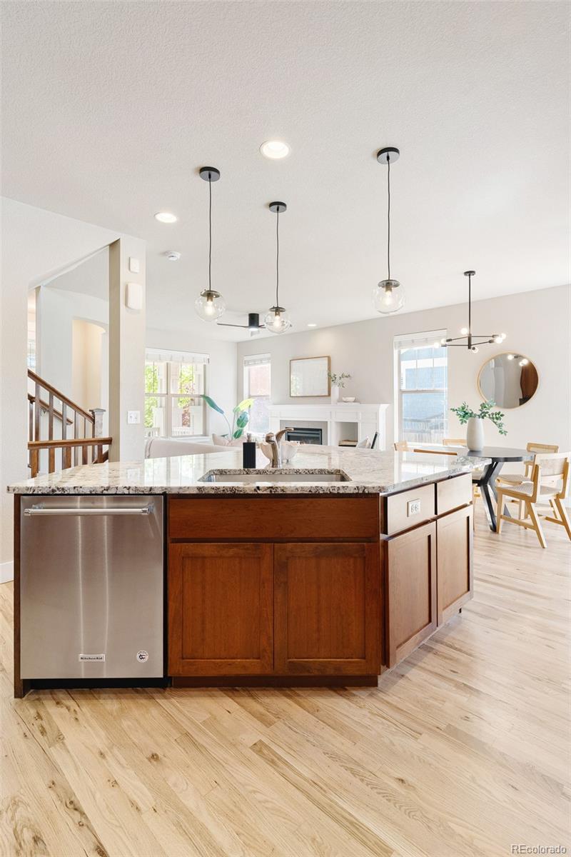 MLS Image #8 for 2161  willow court,denver, Colorado