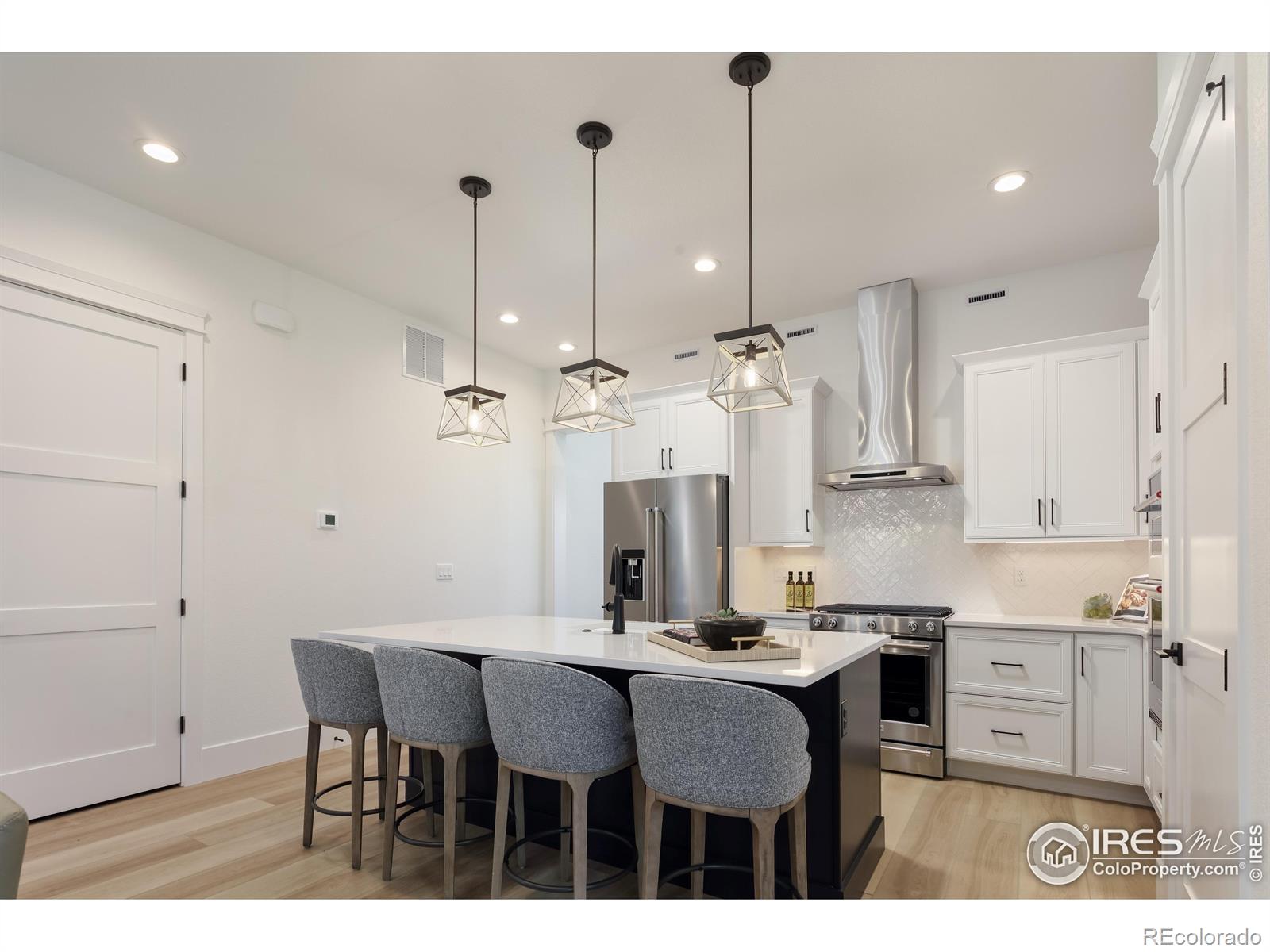 MLS Image #4 for 1592  ash drive,erie, Colorado