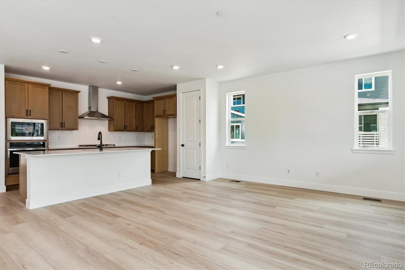MLS Image #6 for 8376  cokedale drive,littleton, Colorado