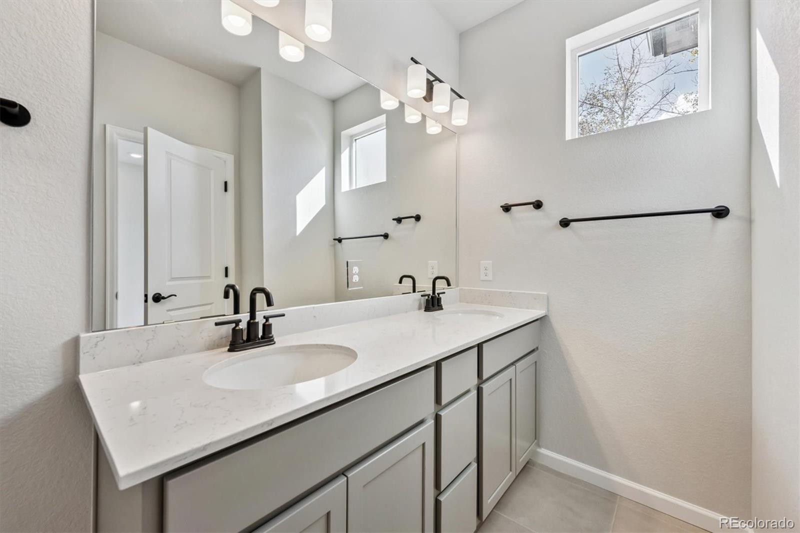 MLS Image #10 for 451  interlocken boulevard 101,broomfield, Colorado