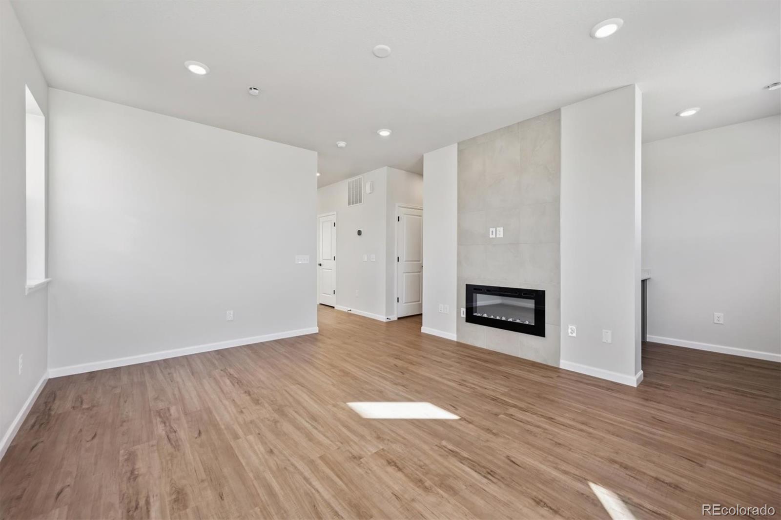 MLS Image #3 for 451  interlocken boulevard 101,broomfield, Colorado