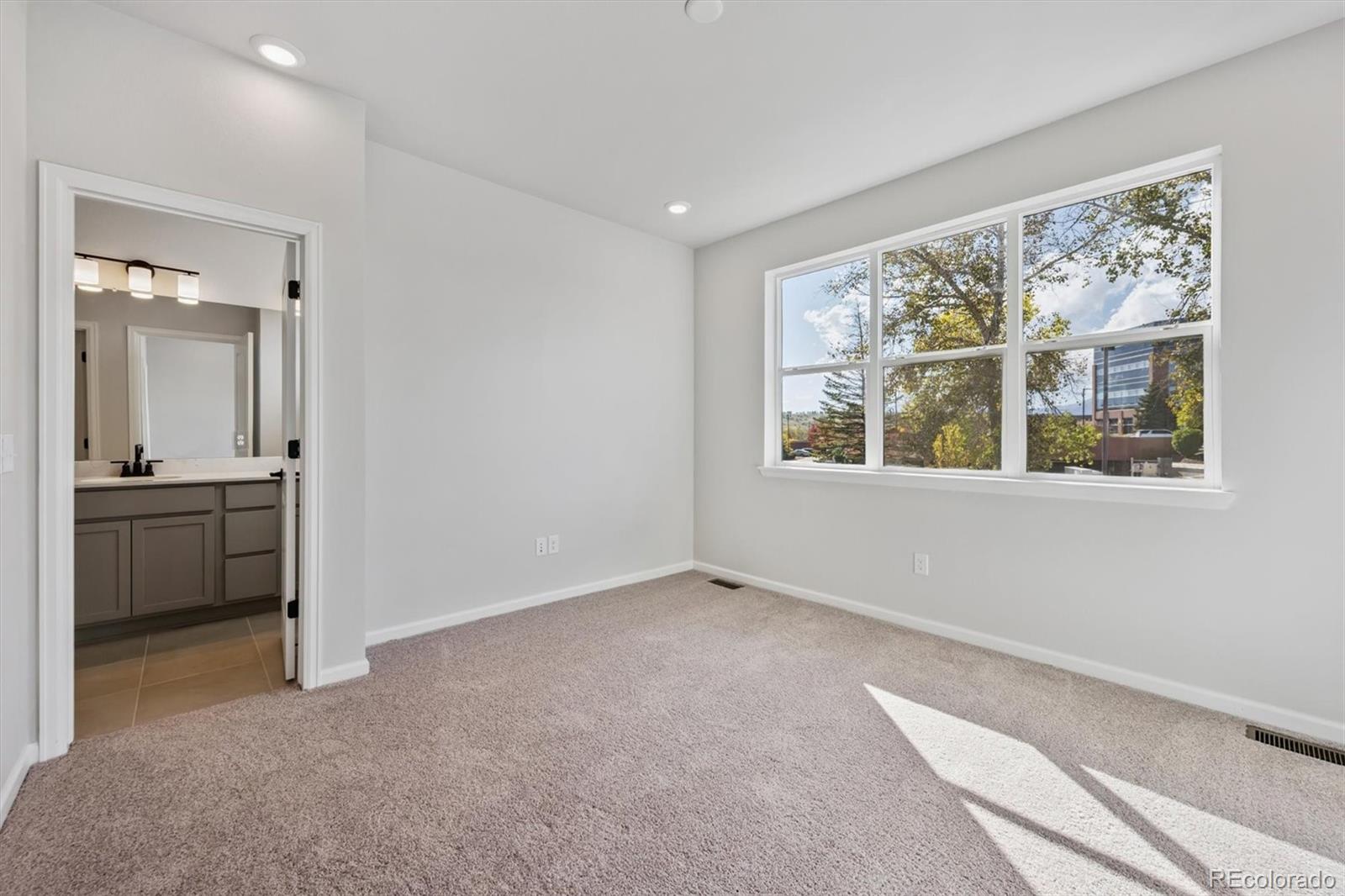 MLS Image #8 for 451  interlocken boulevard 101,broomfield, Colorado