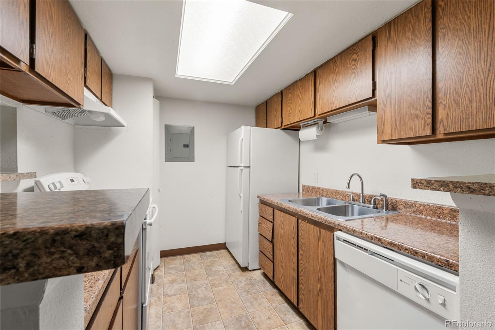 MLS Image #6 for 1792 s pitkin circle,aurora, Colorado