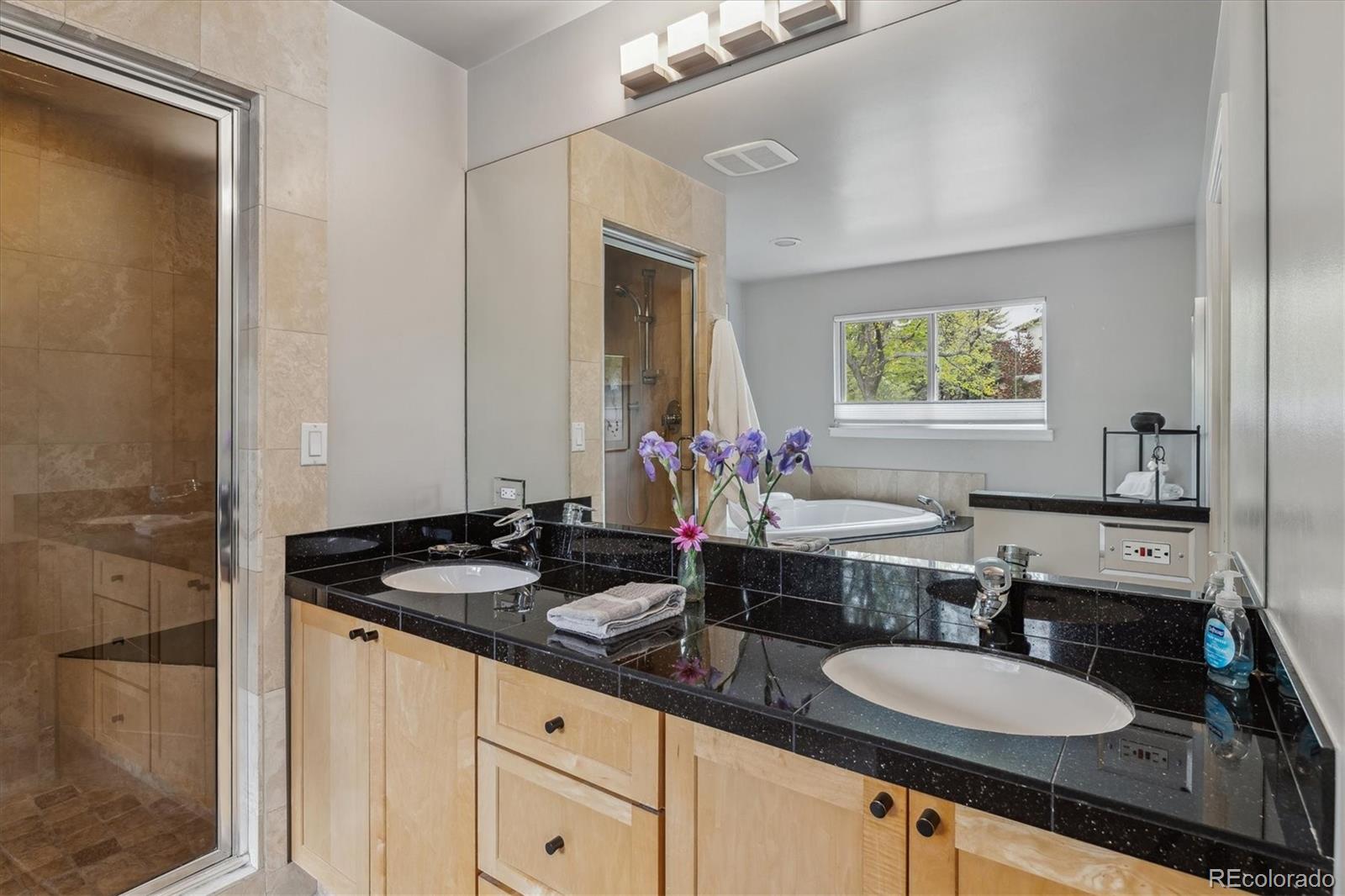 MLS Image #16 for 2041 w briarwood avenue,littleton, Colorado