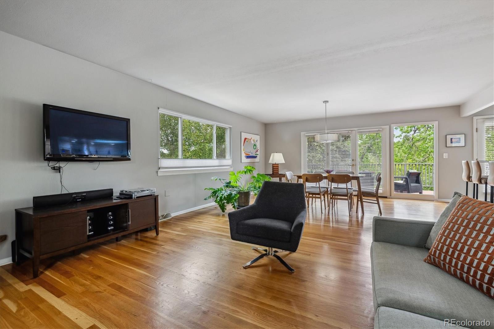 MLS Image #4 for 2041 w briarwood avenue,littleton, Colorado