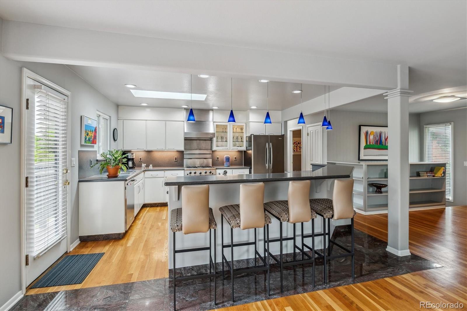 MLS Image #8 for 2041 w briarwood avenue,littleton, Colorado