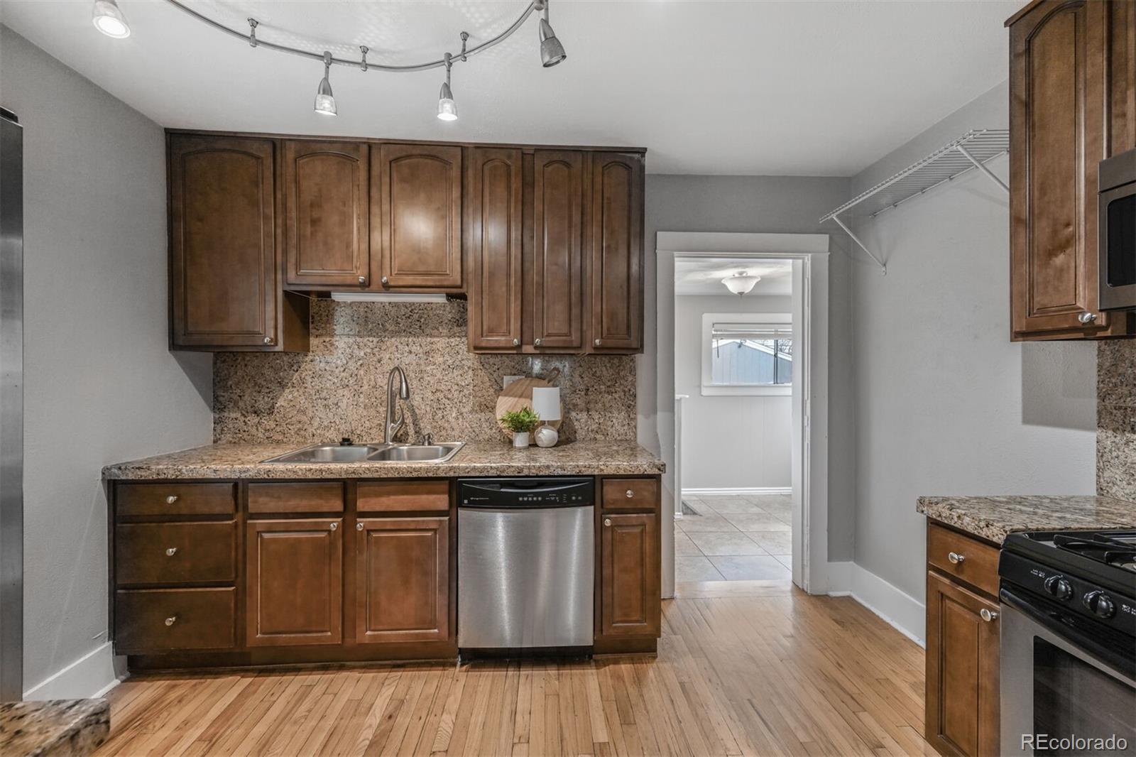 MLS Image #9 for 833  osceola street,denver, Colorado