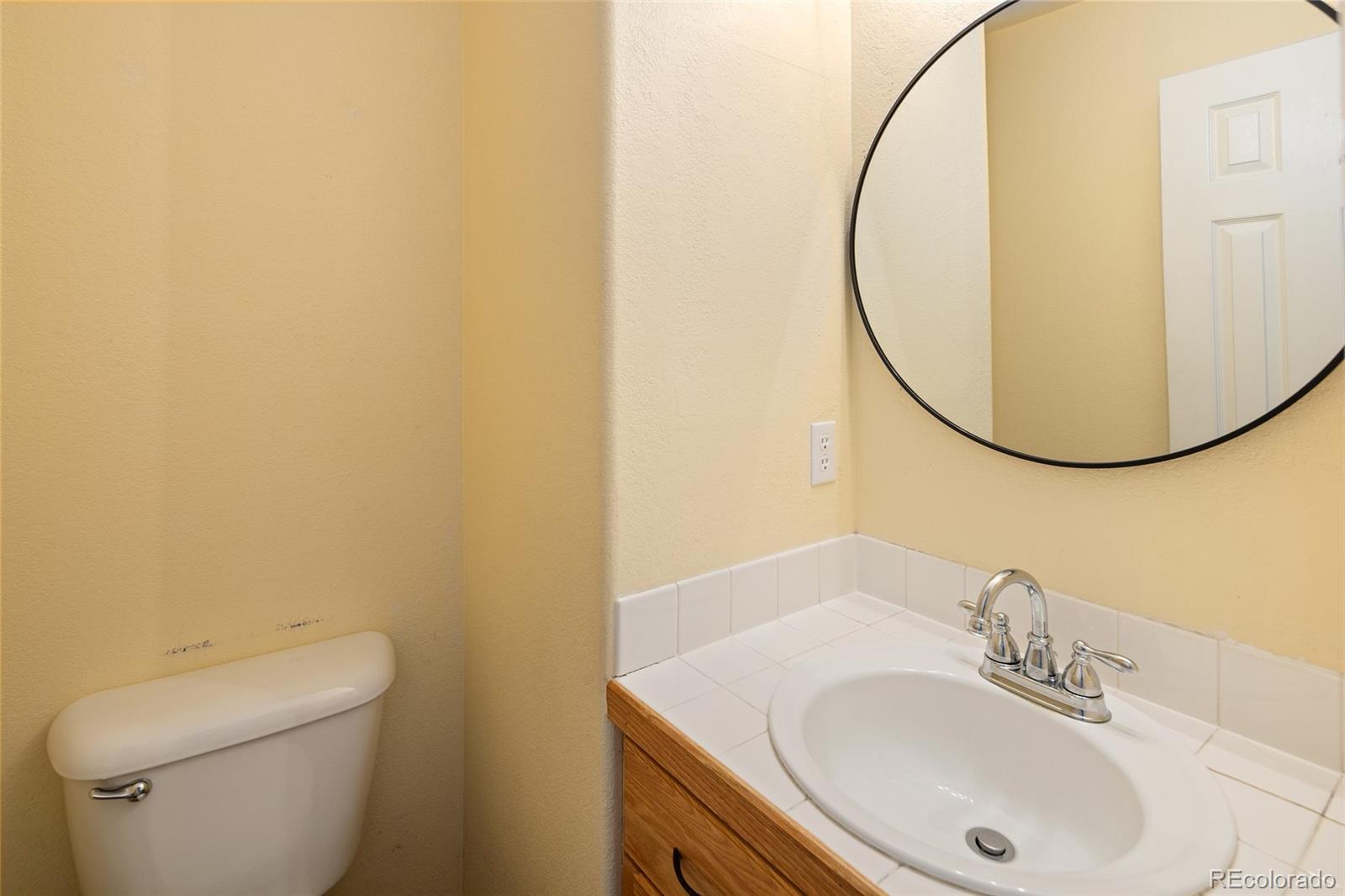 MLS Image #8 for 1885 s quebec way,denver, Colorado