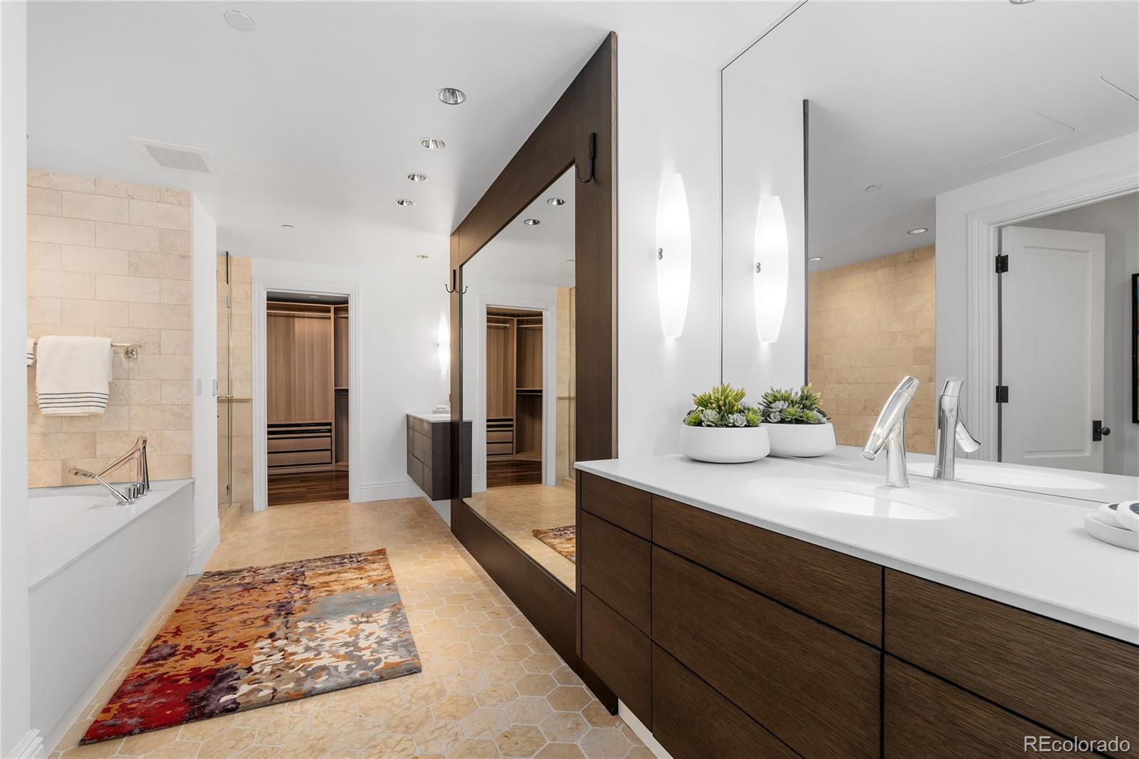 MLS Image #25 for 105  fillmore street,denver, Colorado