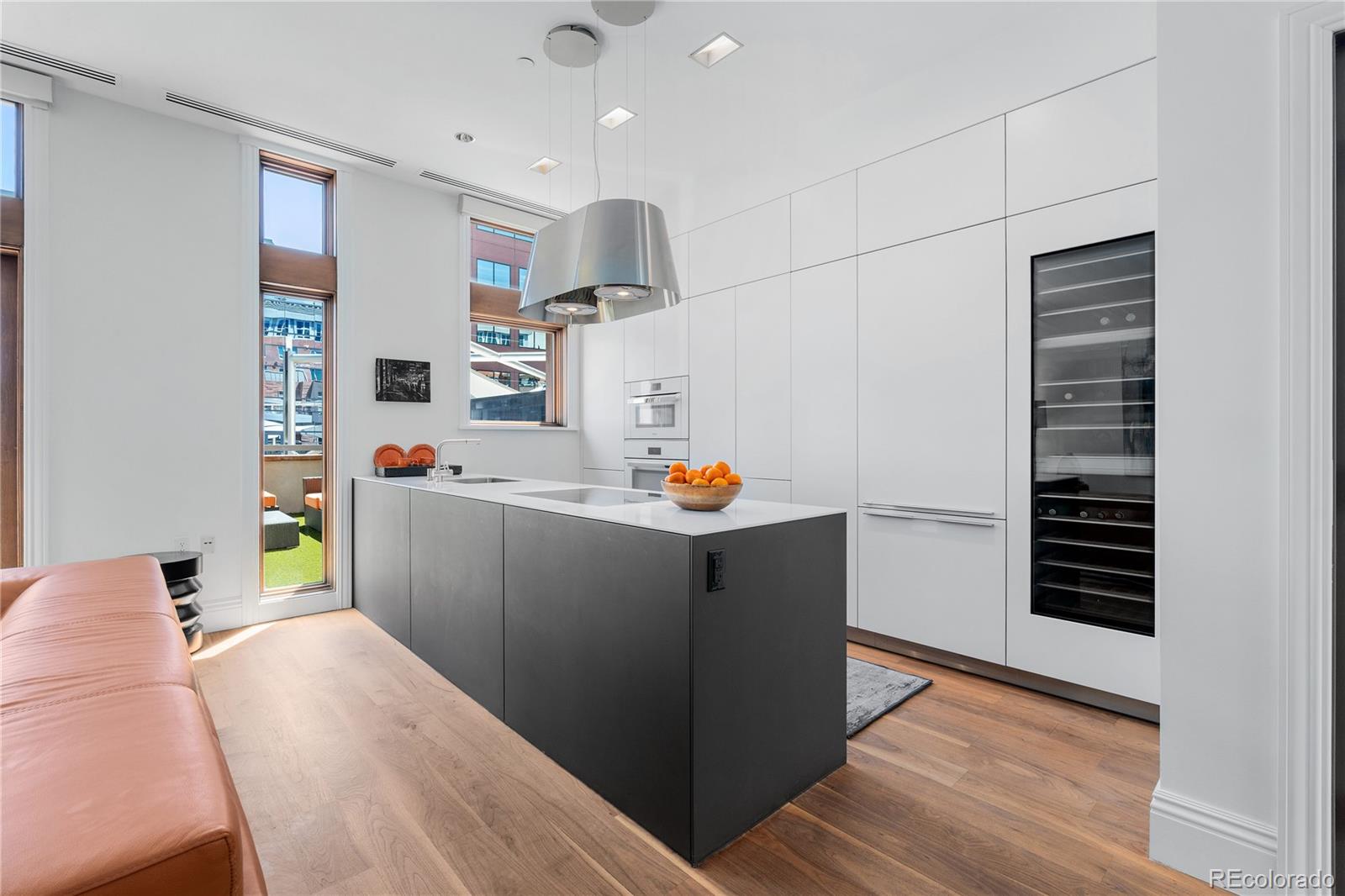 MLS Image #9 for 105  fillmore street,denver, Colorado