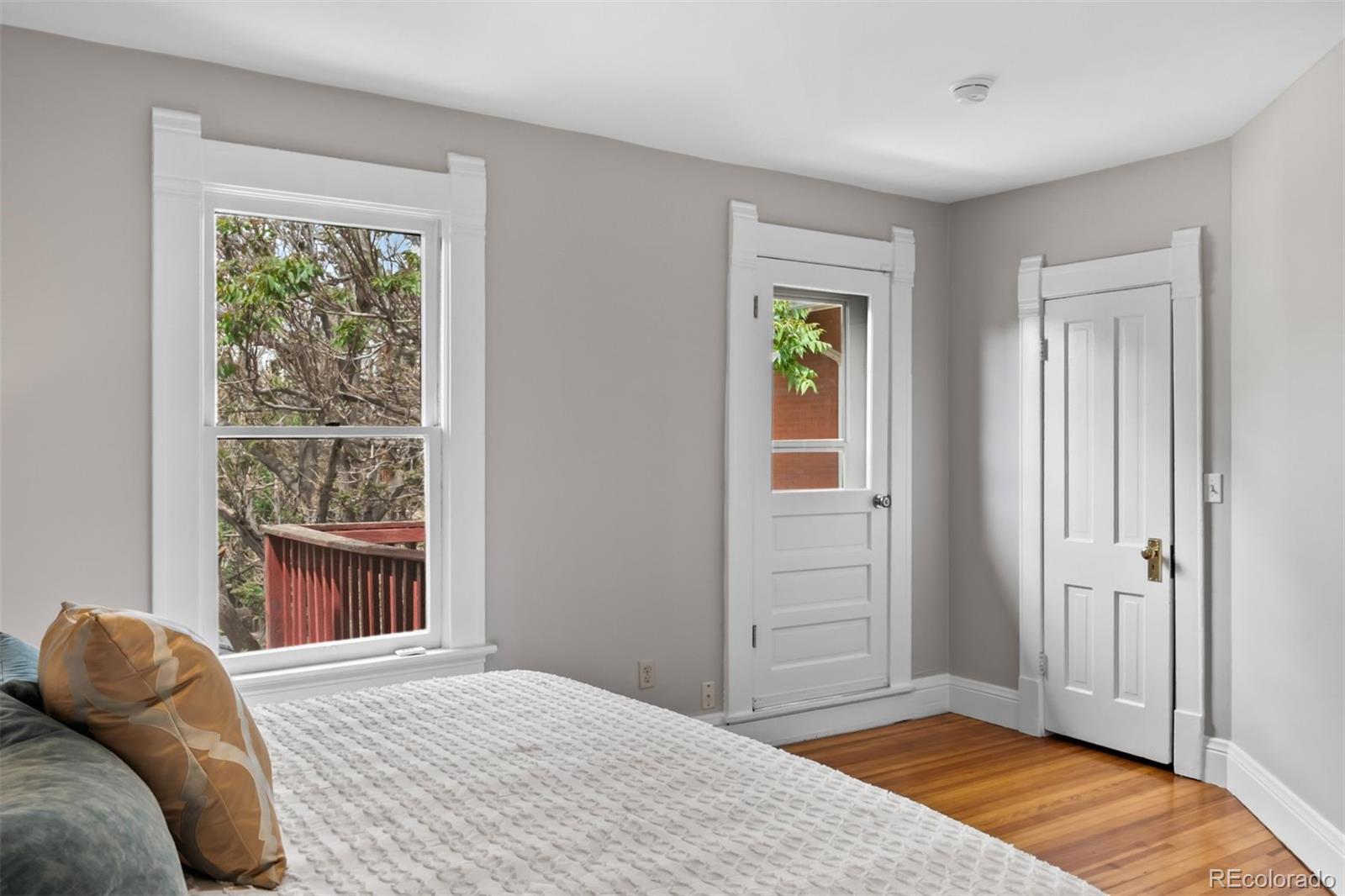 MLS Image #21 for 1545  steele street,denver, Colorado