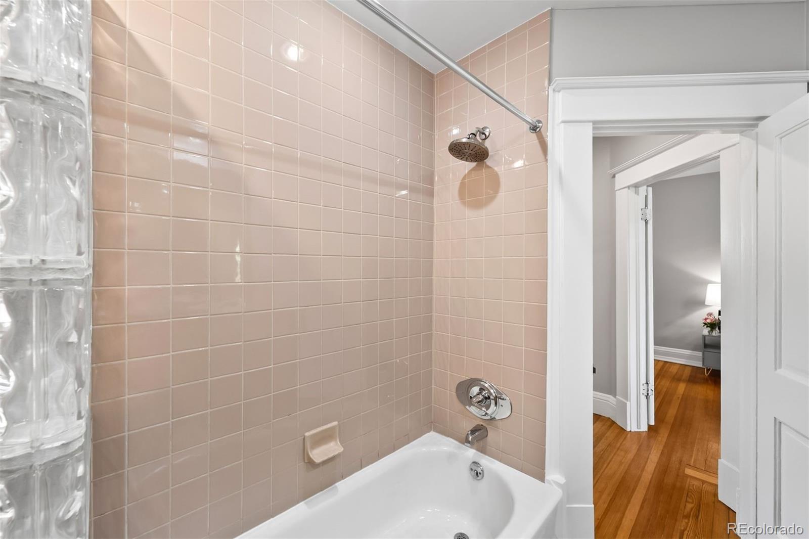 MLS Image #25 for 1545  steele street,denver, Colorado