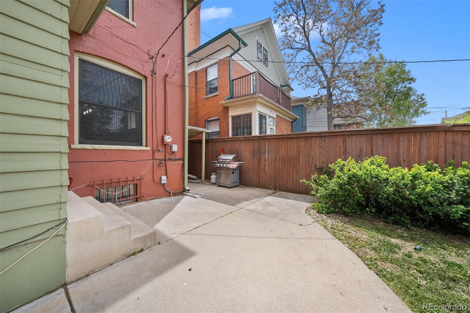 MLS Image #38 for 1545  steele street,denver, Colorado