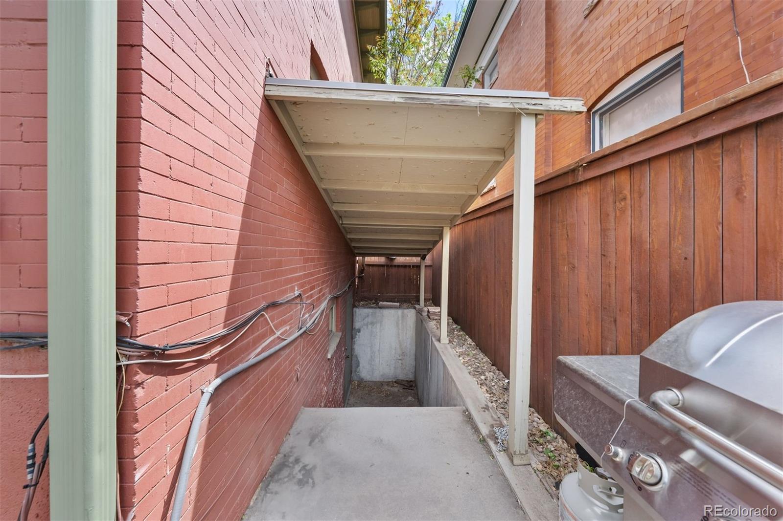 MLS Image #40 for 1545  steele street,denver, Colorado