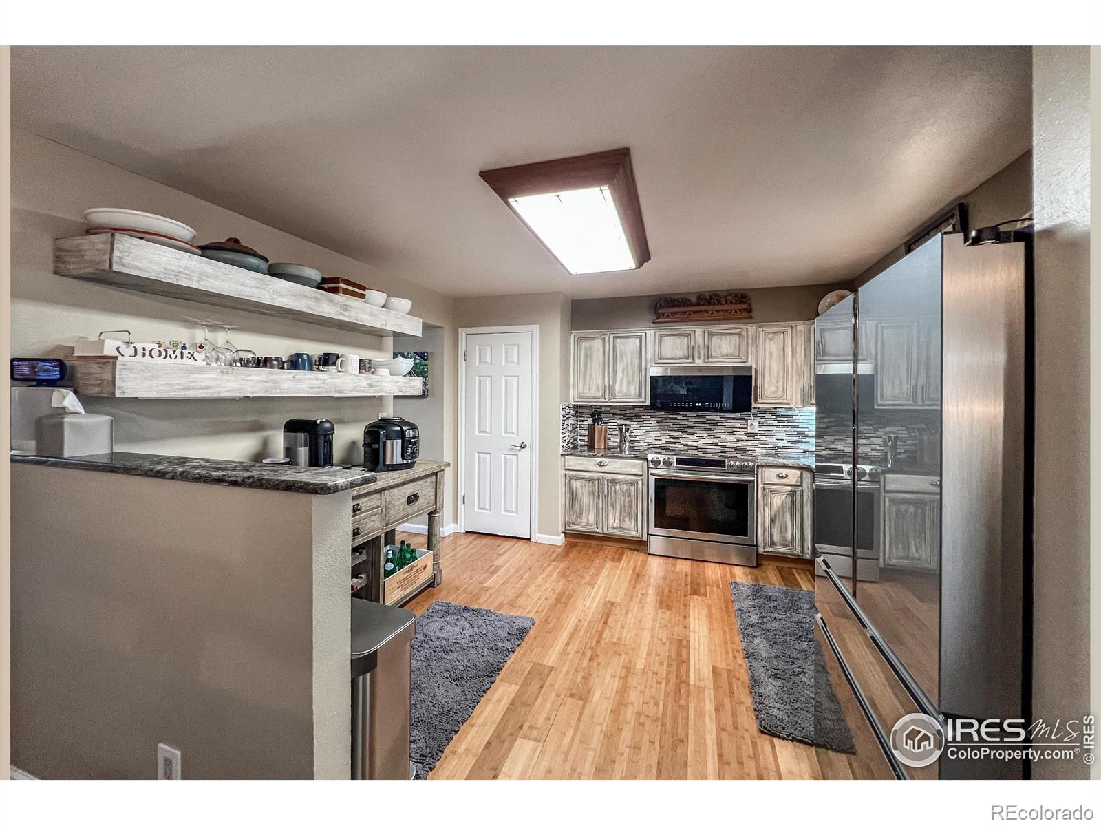 MLS Image #9 for 1561  belmont drive,longmont, Colorado