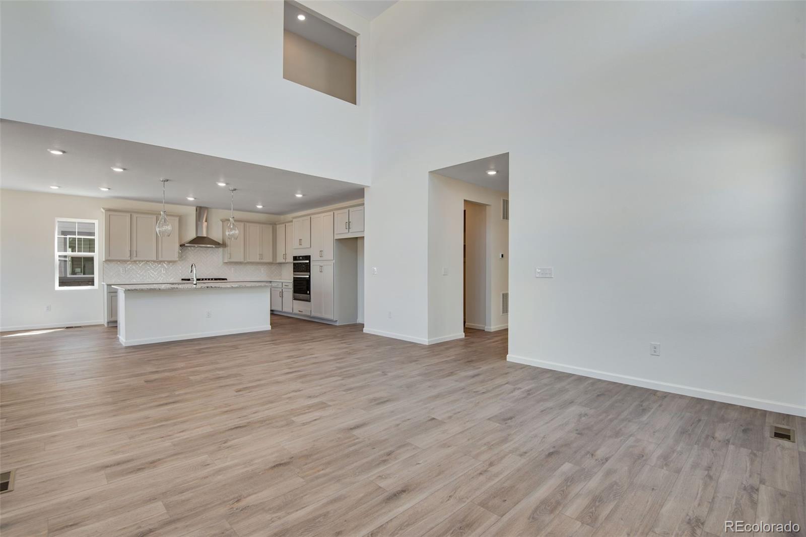 MLS Image #17 for 24563 e 34th avenue,aurora, Colorado