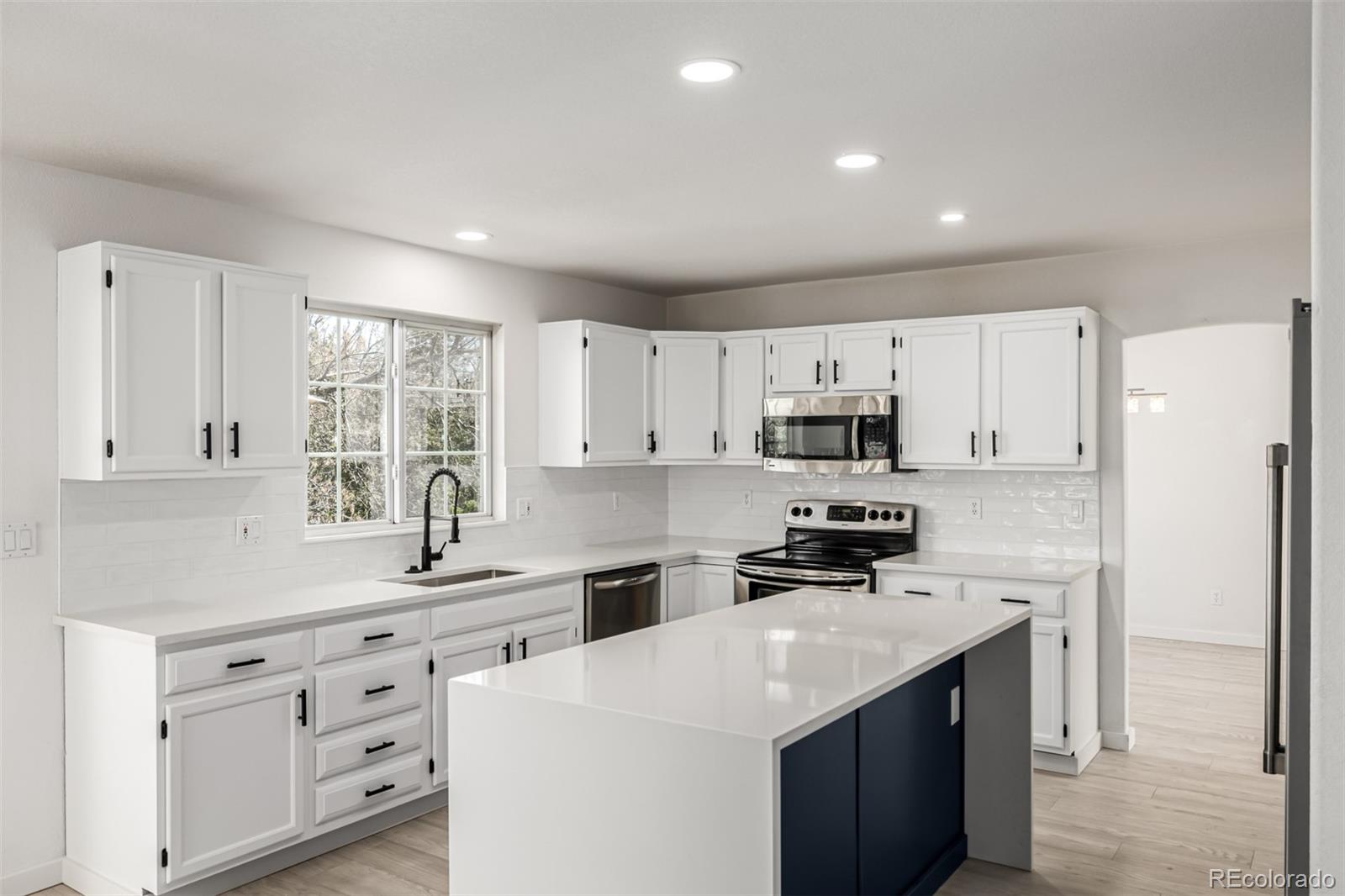 MLS Image #2 for 5977 s rock creek drive,castle rock, Colorado