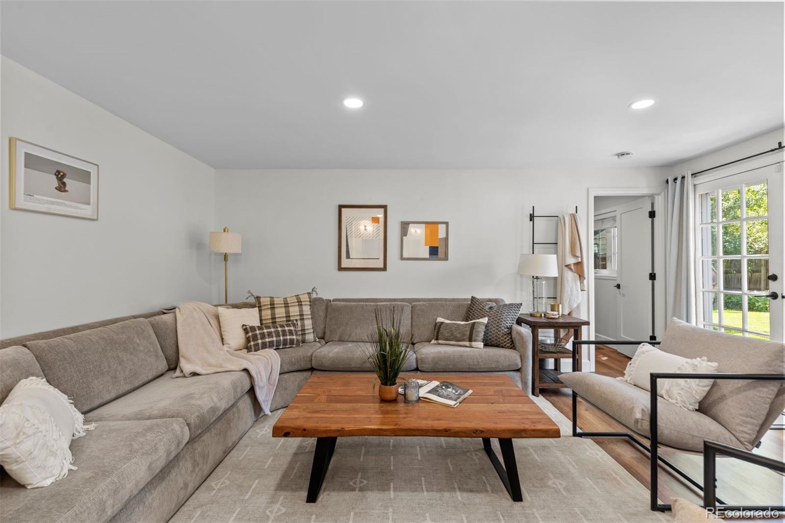 MLS Image #16 for 400  holly street,denver, Colorado