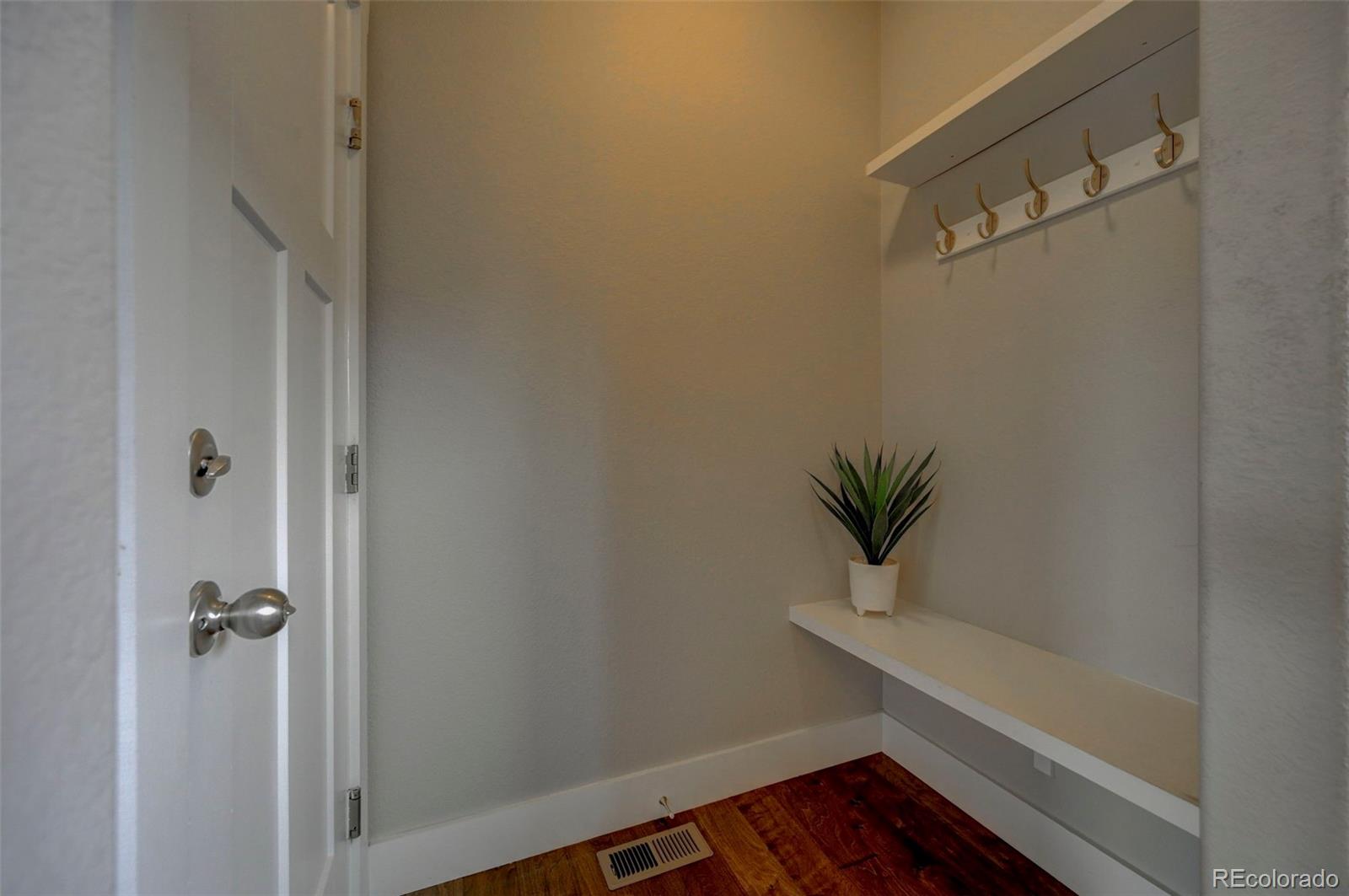 MLS Image #14 for 275  eclipse drive,colorado springs, Colorado