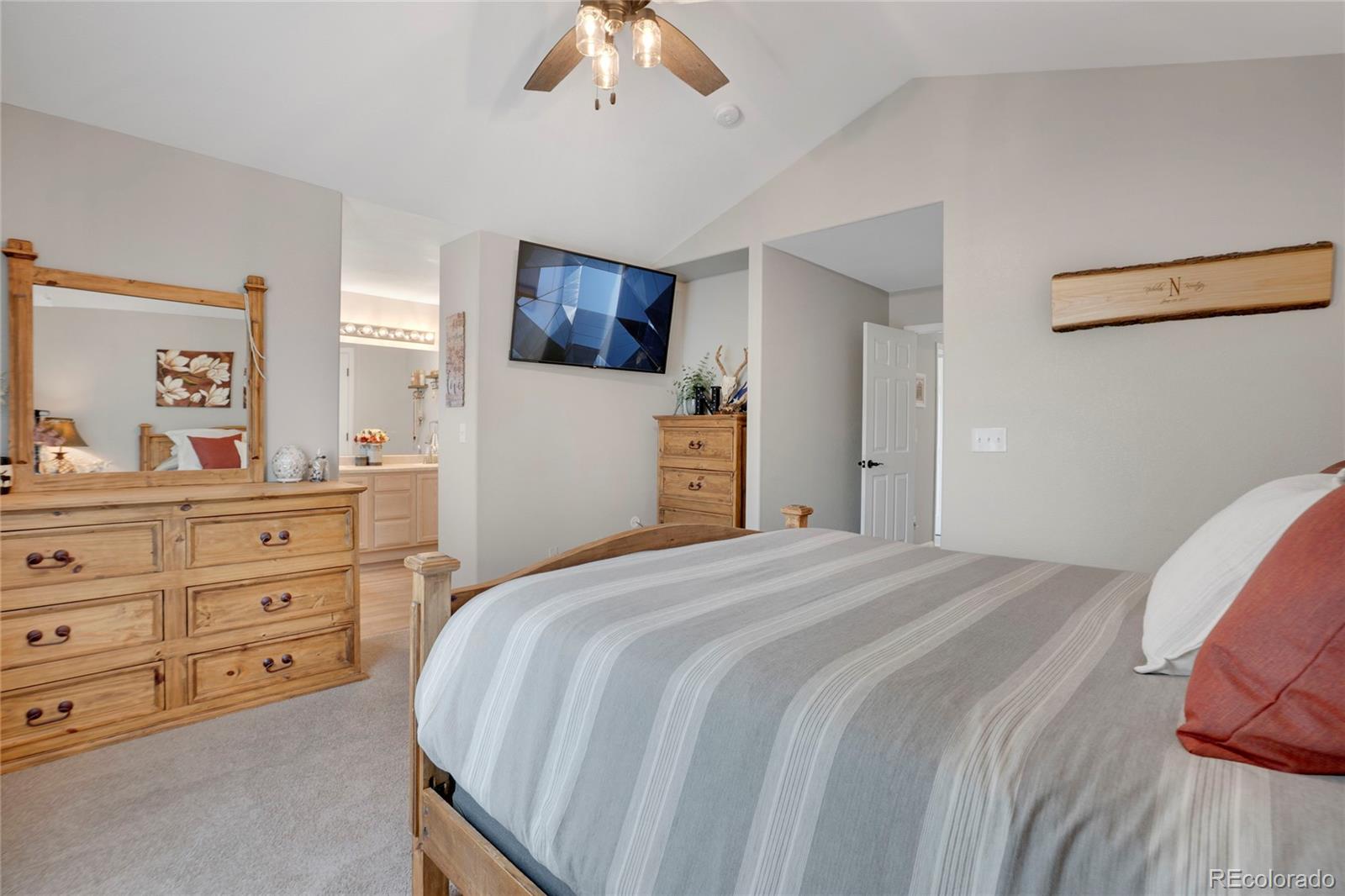 MLS Image #10 for 12513  alcott street,broomfield, Colorado