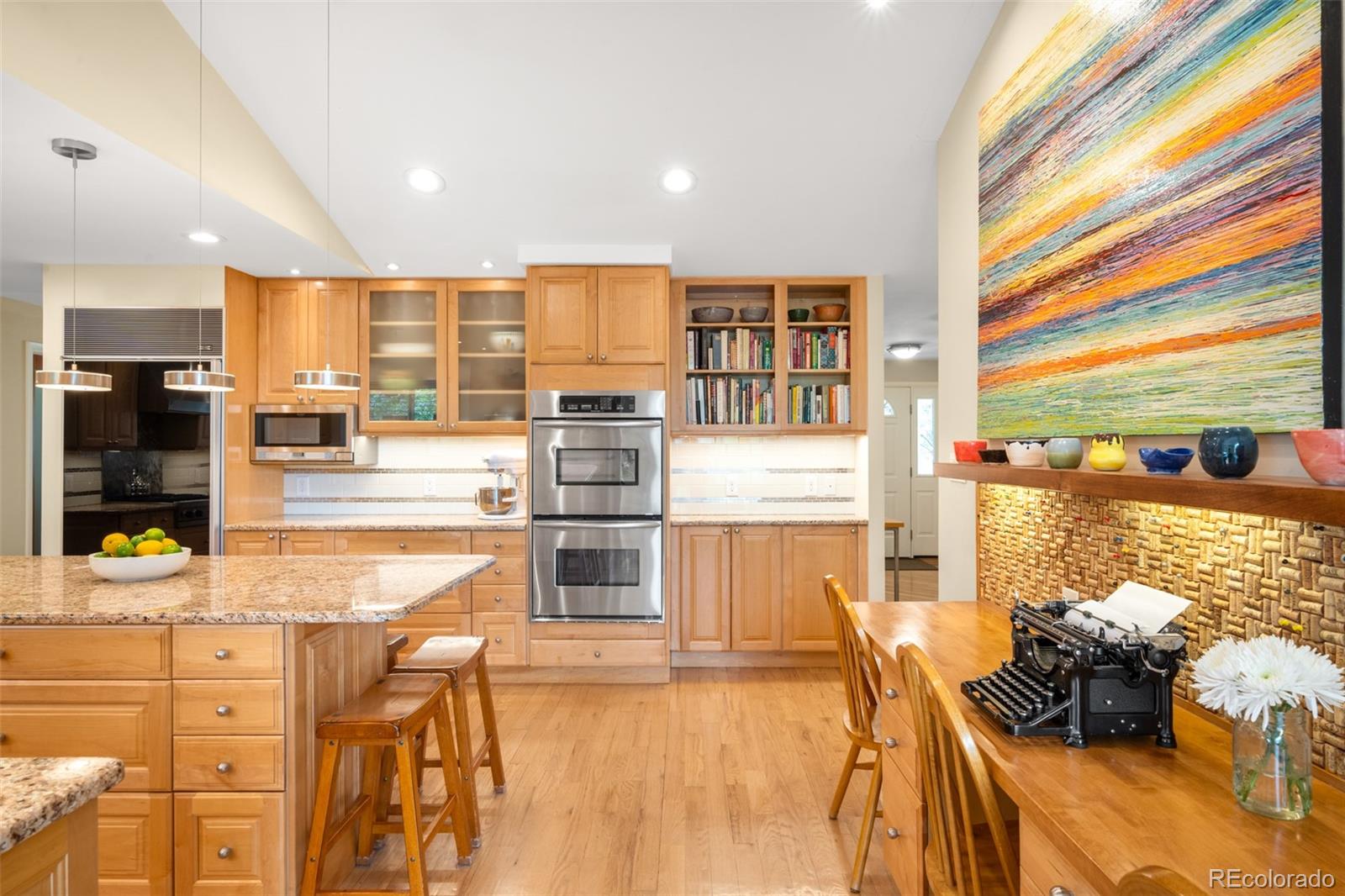 MLS Image #10 for 1800 s niagara way,denver, Colorado