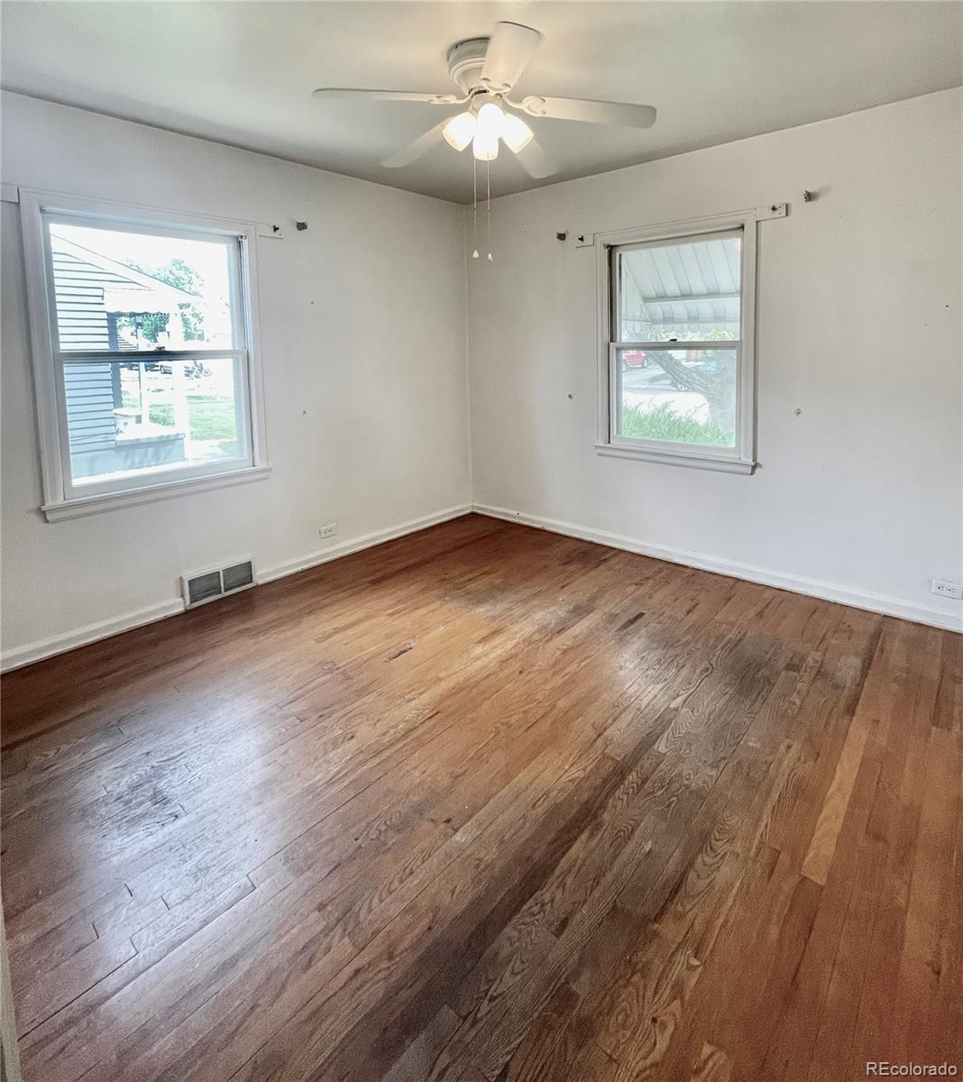 MLS Image #10 for 4549 s acoma street,englewood, Colorado