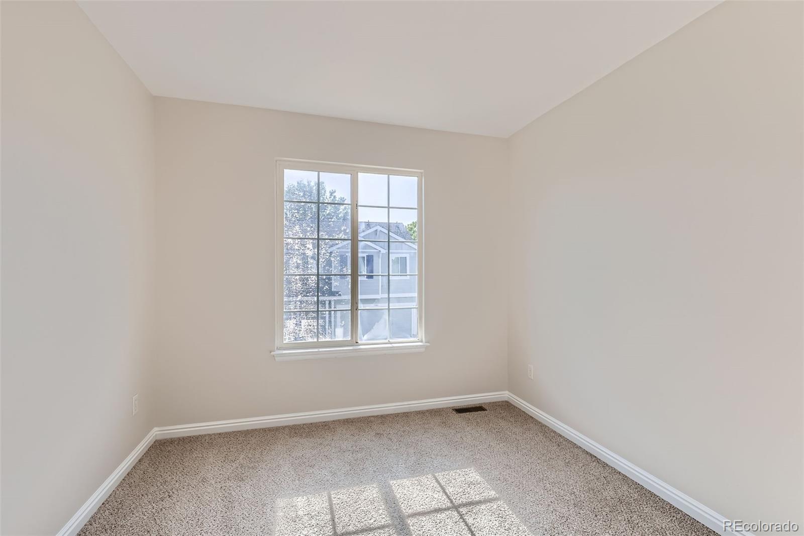 MLS Image #18 for 1145 s boston street,denver, Colorado