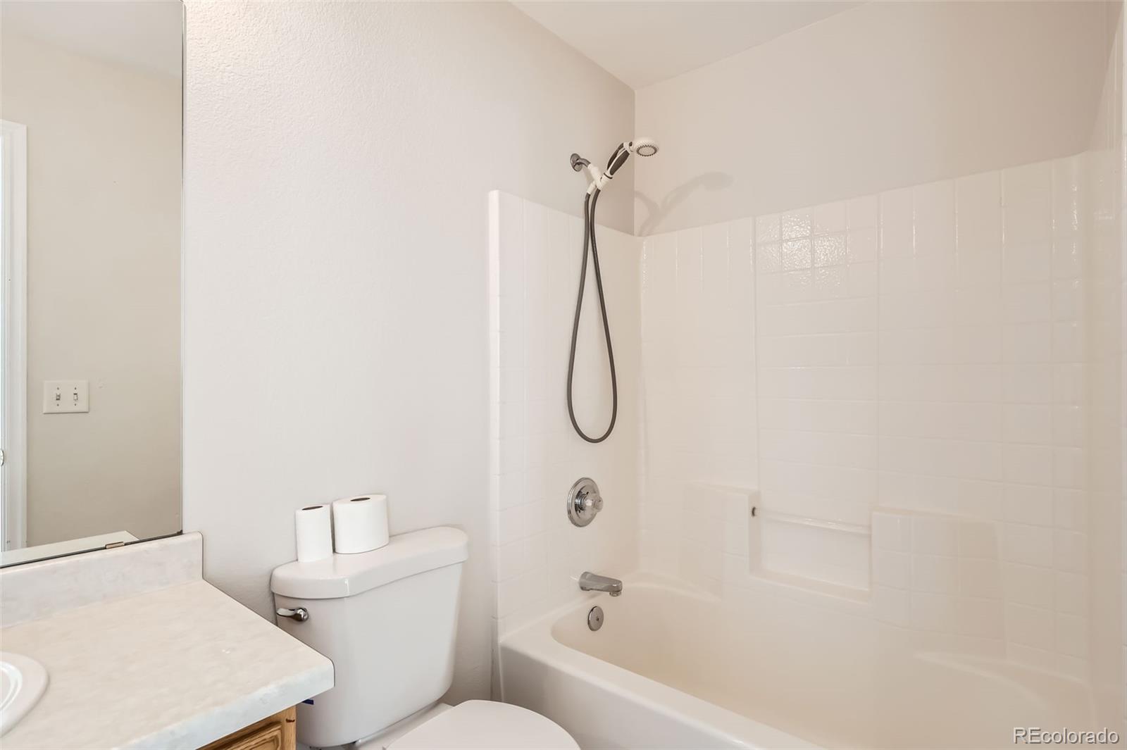 MLS Image #20 for 1145 s boston street,denver, Colorado