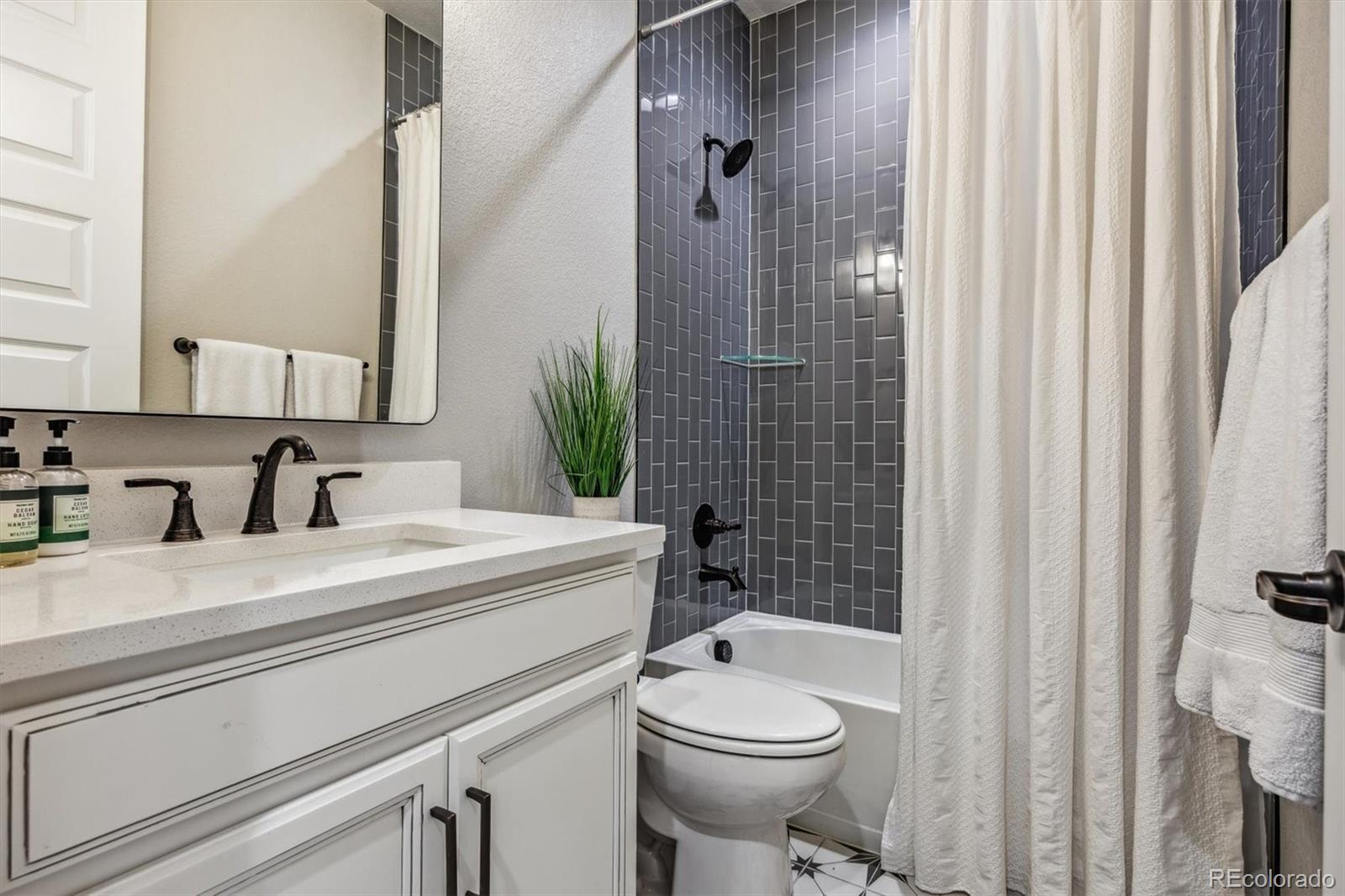 MLS Image #17 for 8890 s quatar court,aurora, Colorado