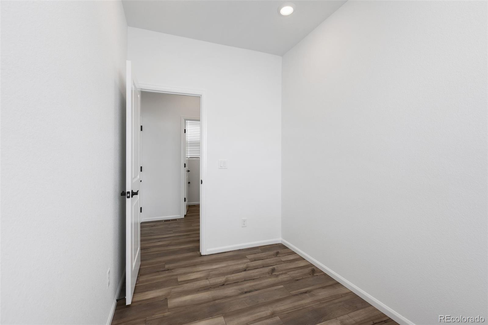 MLS Image #14 for 21144 e 63rd drive,aurora, Colorado