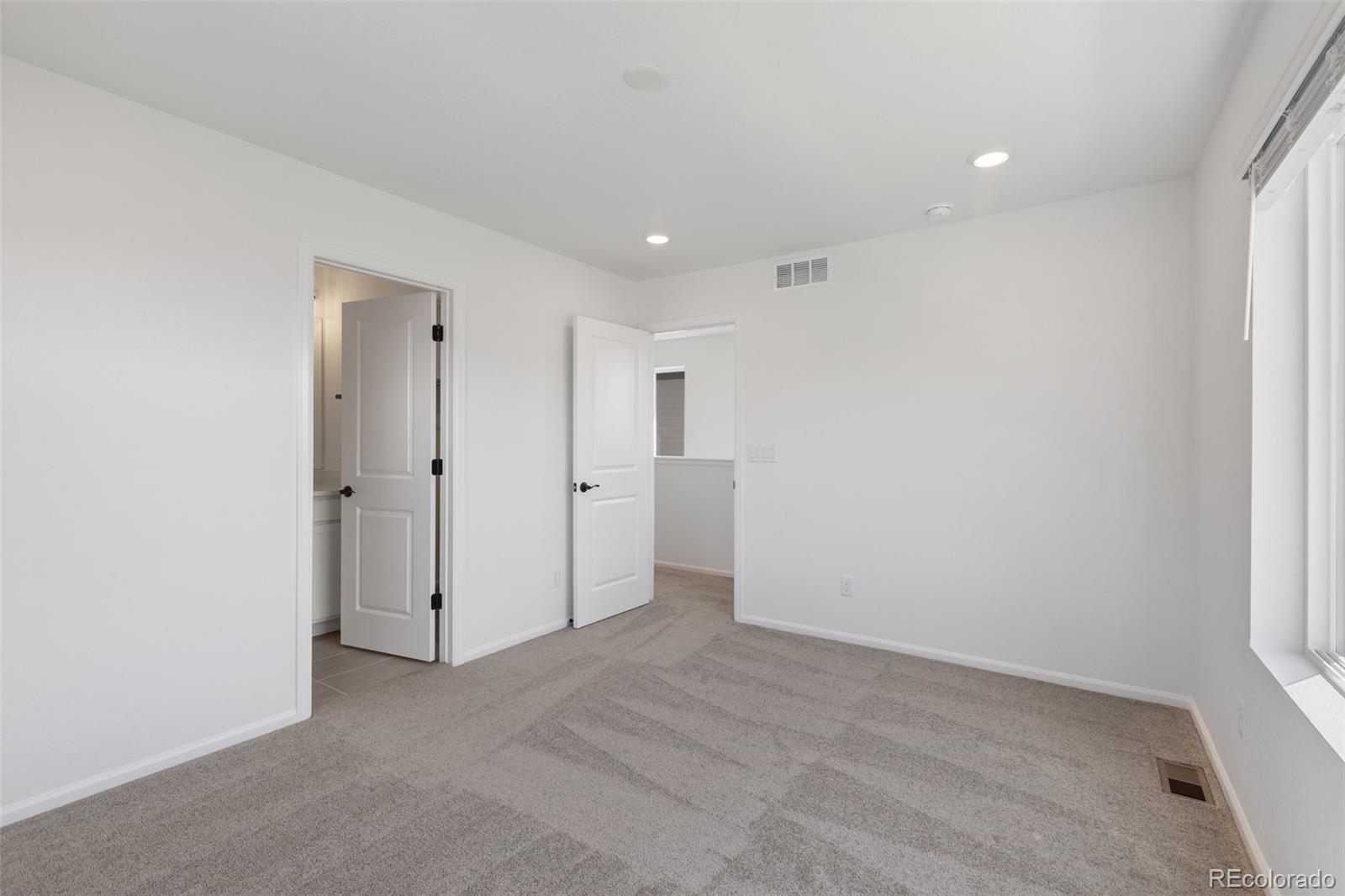 MLS Image #15 for 21144 e 63rd drive,aurora, Colorado