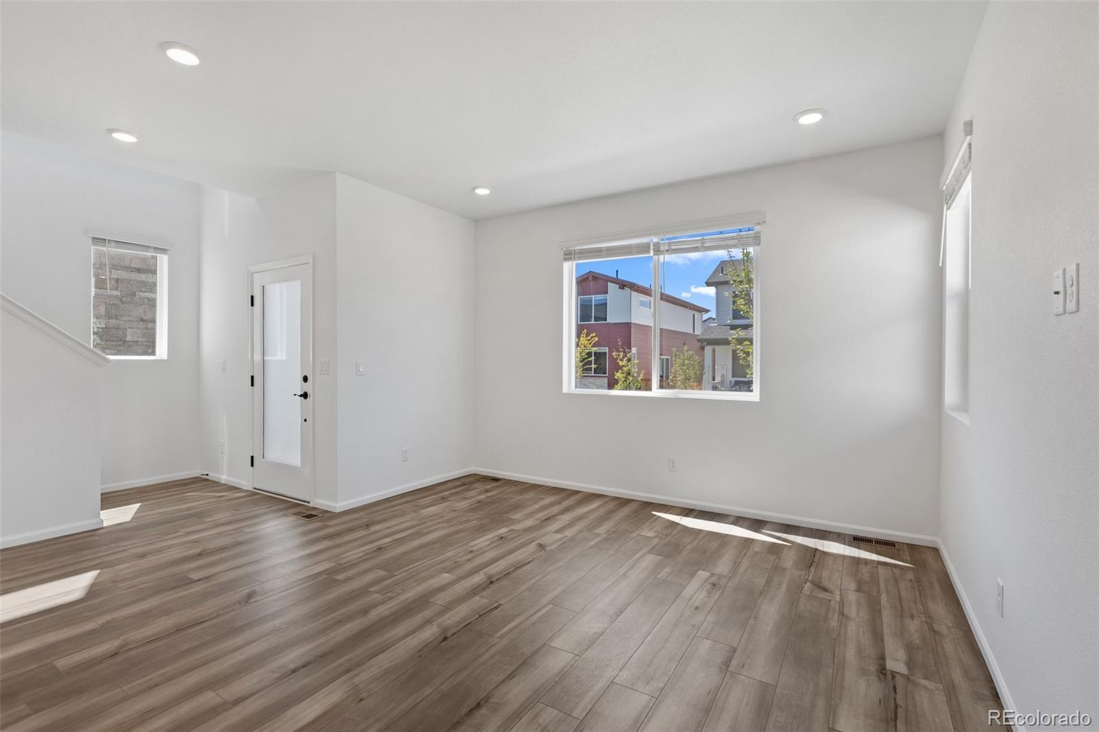 MLS Image #9 for 21144 e 63rd drive,aurora, Colorado