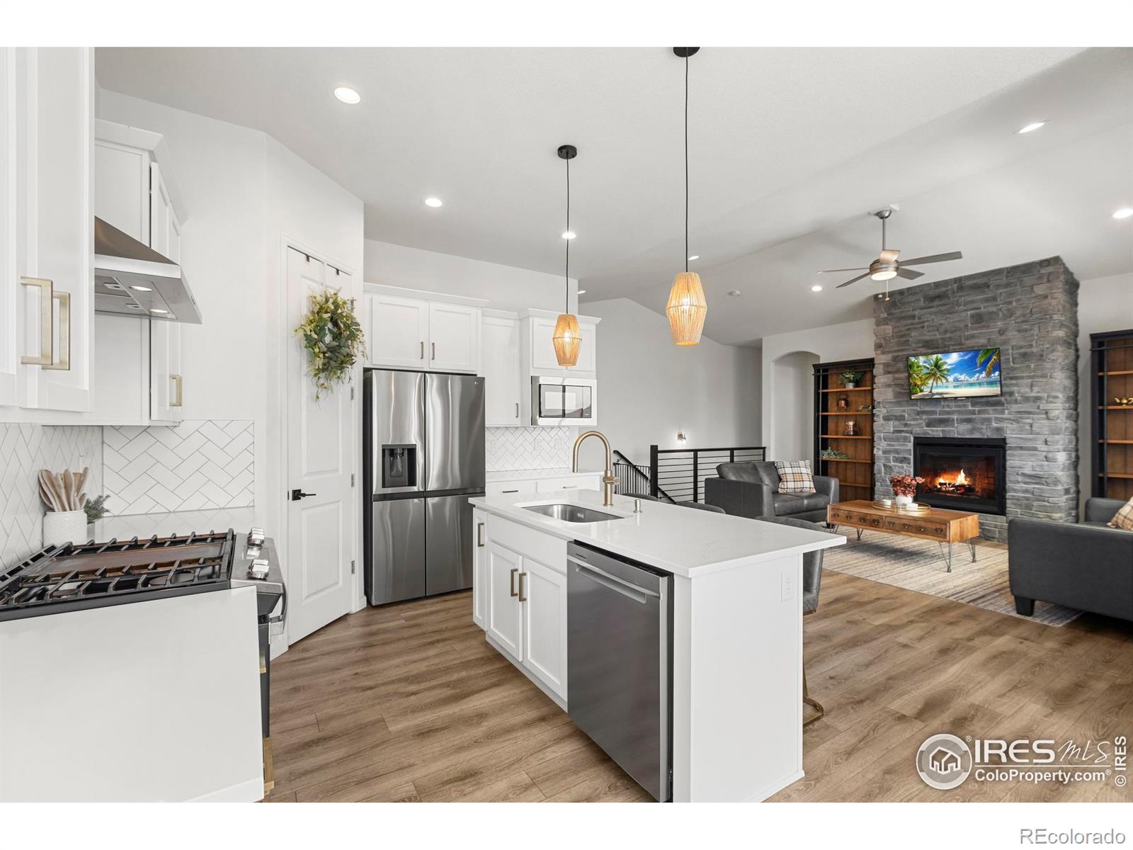 MLS Image #2 for 1510  kings crown drive,milliken, Colorado