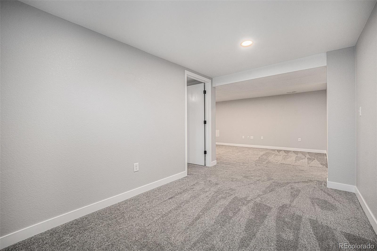 MLS Image #31 for 8626 w utah avenue,lakewood, Colorado