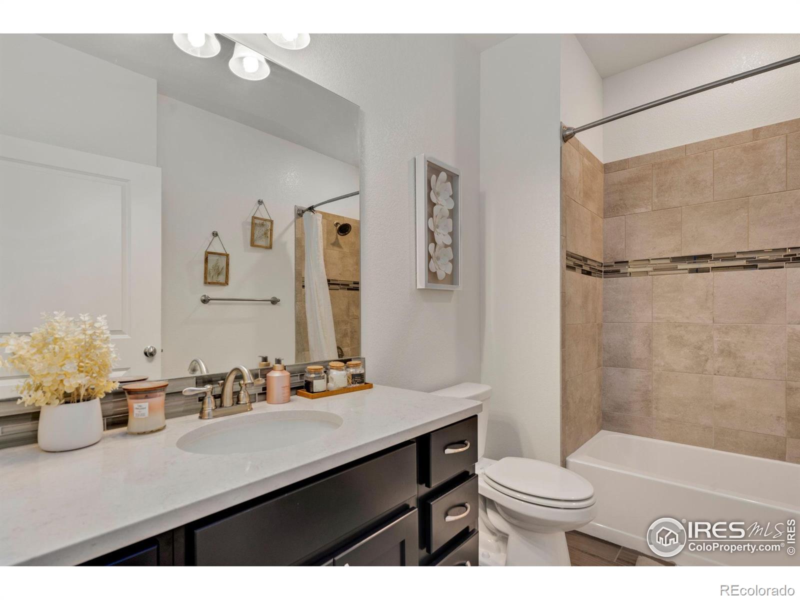 MLS Image #12 for 4672  hahns peak drive,loveland, Colorado