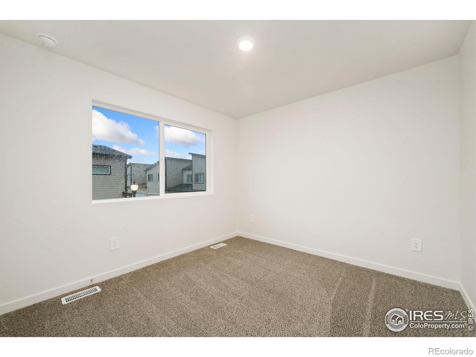 MLS Image #5 for 3728  pinnacles court,evans, Colorado