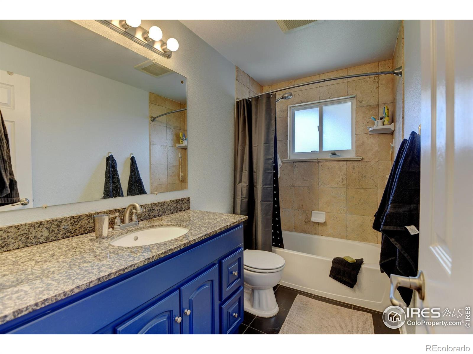 MLS Image #14 for 8089  greenwood boulevard,denver, Colorado