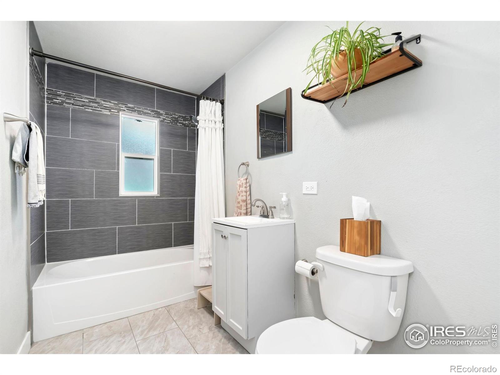 MLS Image #14 for 108  walnut street,windsor, Colorado