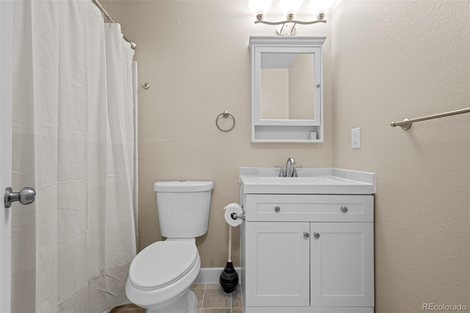 MLS Image #12 for 12142  melody drive 301,denver, Colorado