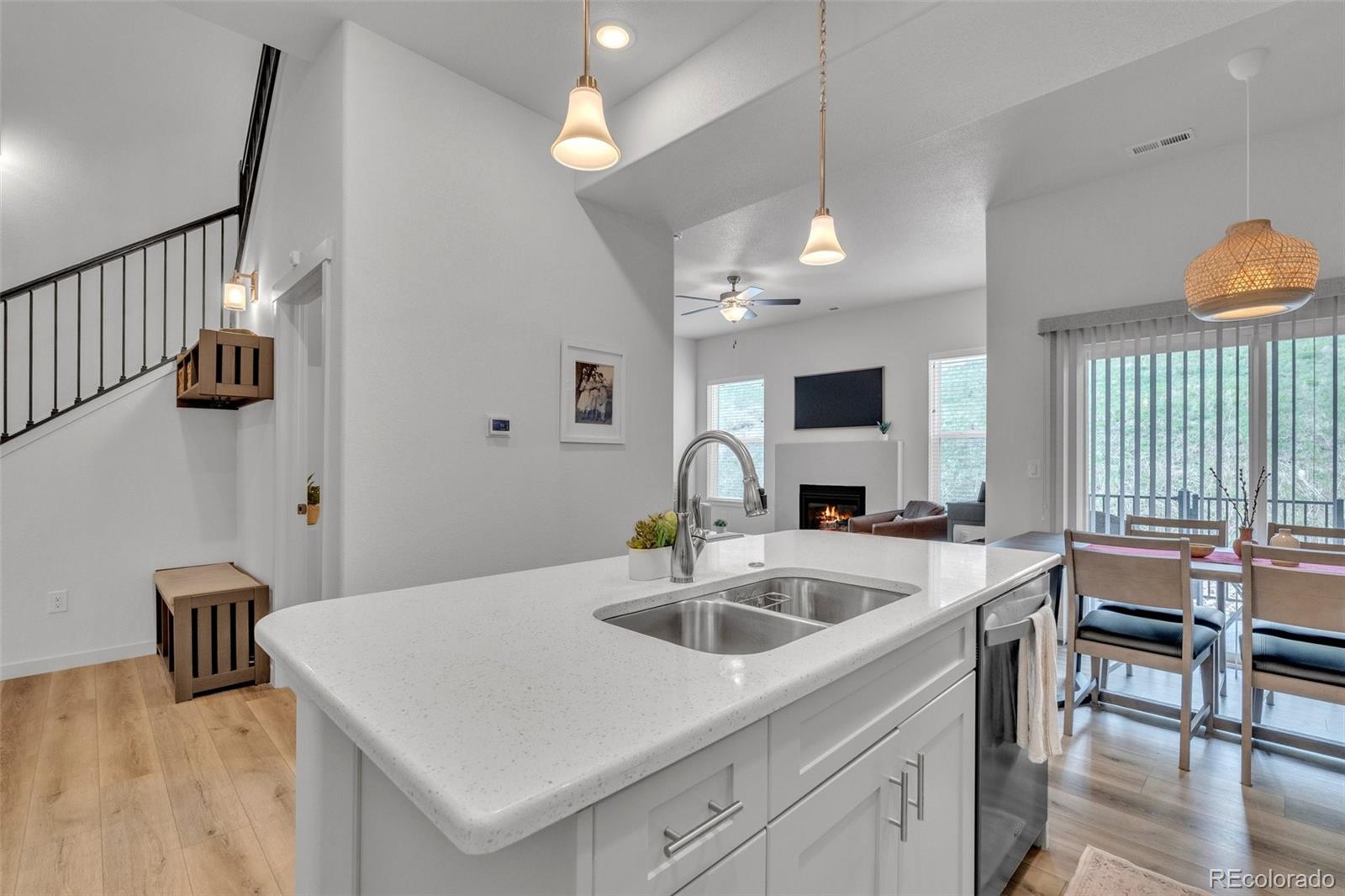 MLS Image #4 for 5714  villa lorenzo drive,colorado springs, Colorado
