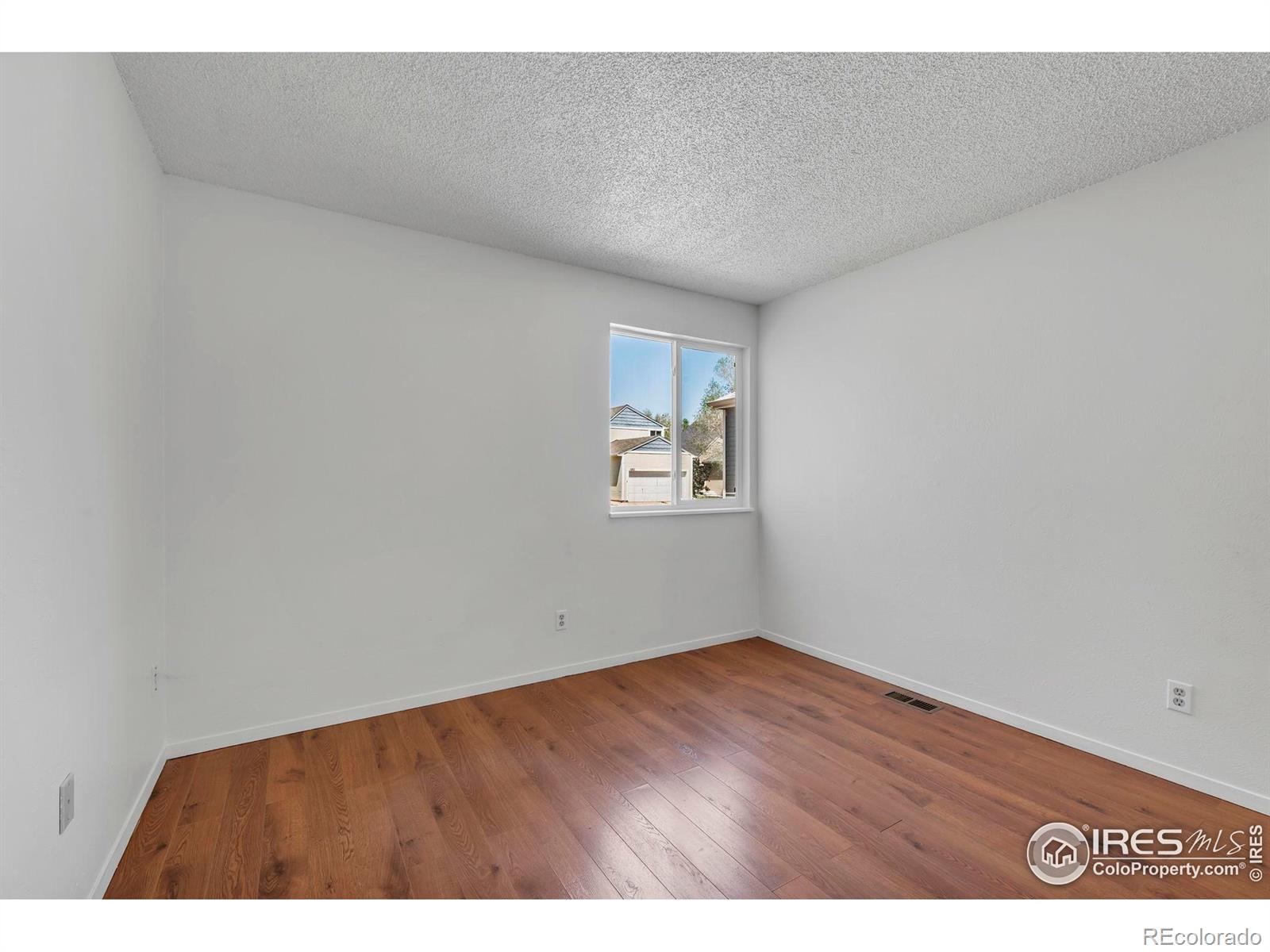 MLS Image #9 for 1072  townley circle,longmont, Colorado