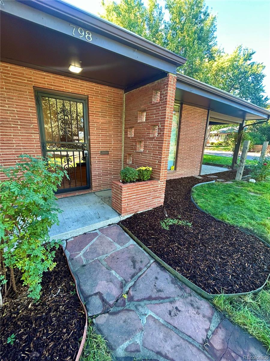 MLS Image #0 for 798 n leyden street,denver, Colorado