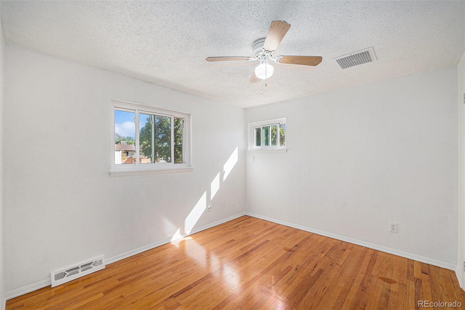 MLS Image #7 for 3065  zion street,aurora, Colorado