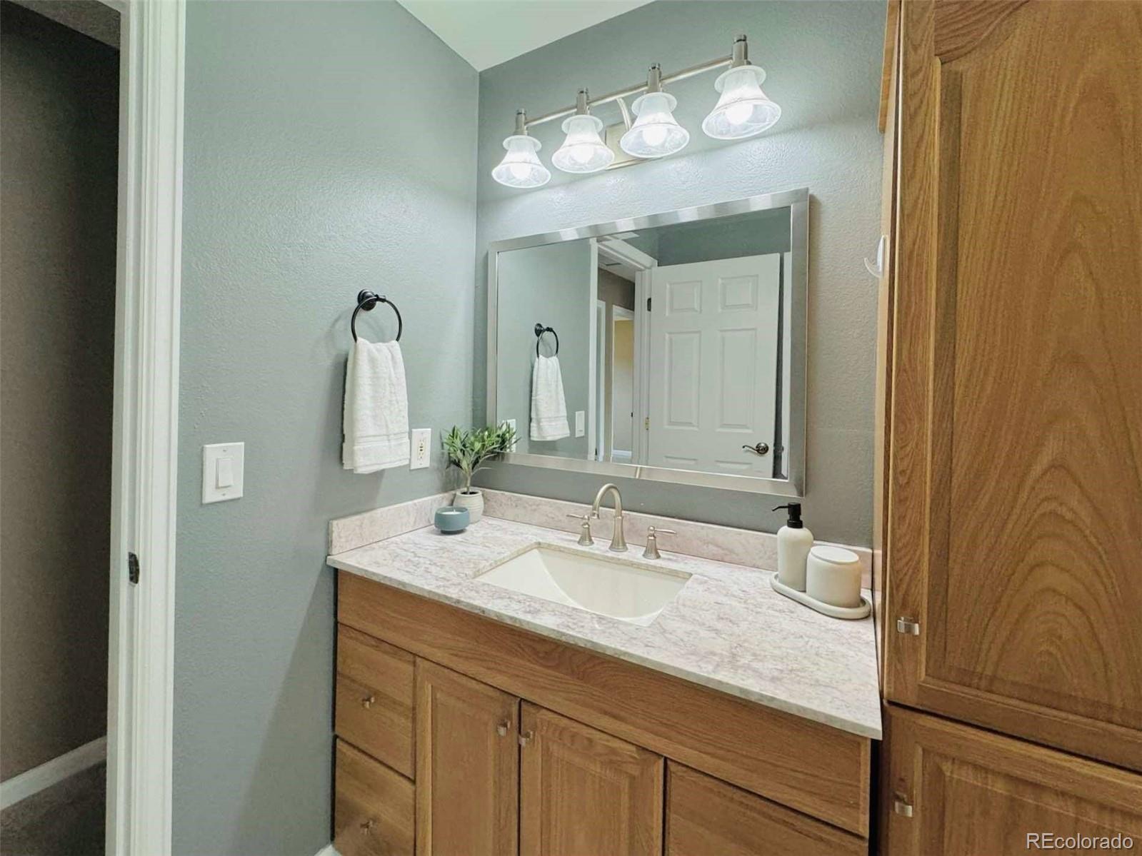 MLS Image #19 for 2118 s mobile way,aurora, Colorado